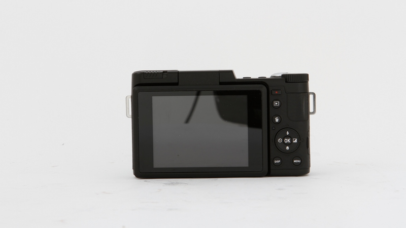 Illustration for article titled Polaroid iM1836: This Interchangeable-Lens Android Camera Seems Too Good to Be True